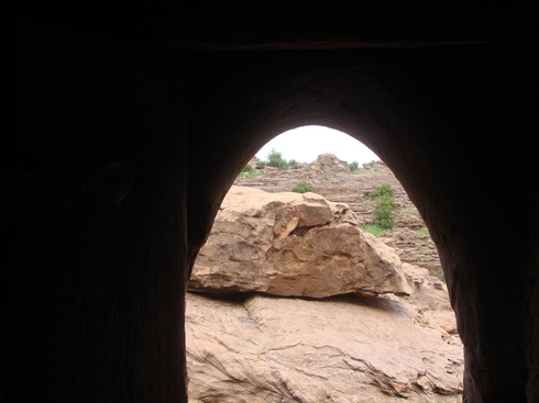 Vue de la falaise de Déguimbéré, de l'intérieur….