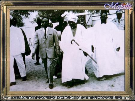 SERIGNE FALLOU MBACKE ET LE PRESIDENT LEOPOLD SEDAR SENGHOR